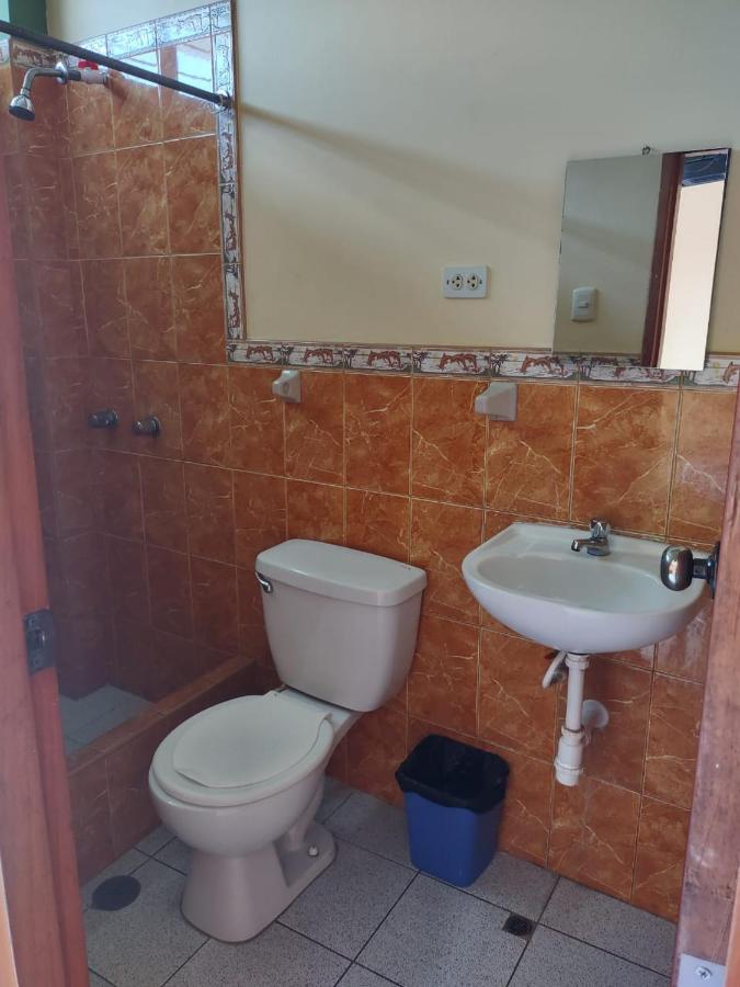 איקיטוס Hotel Sol Y Luna מראה חיצוני תמונה